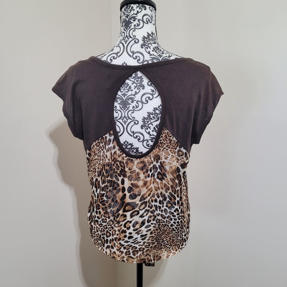 Leopard Print‎ Women's Top - Picture 3 of 6